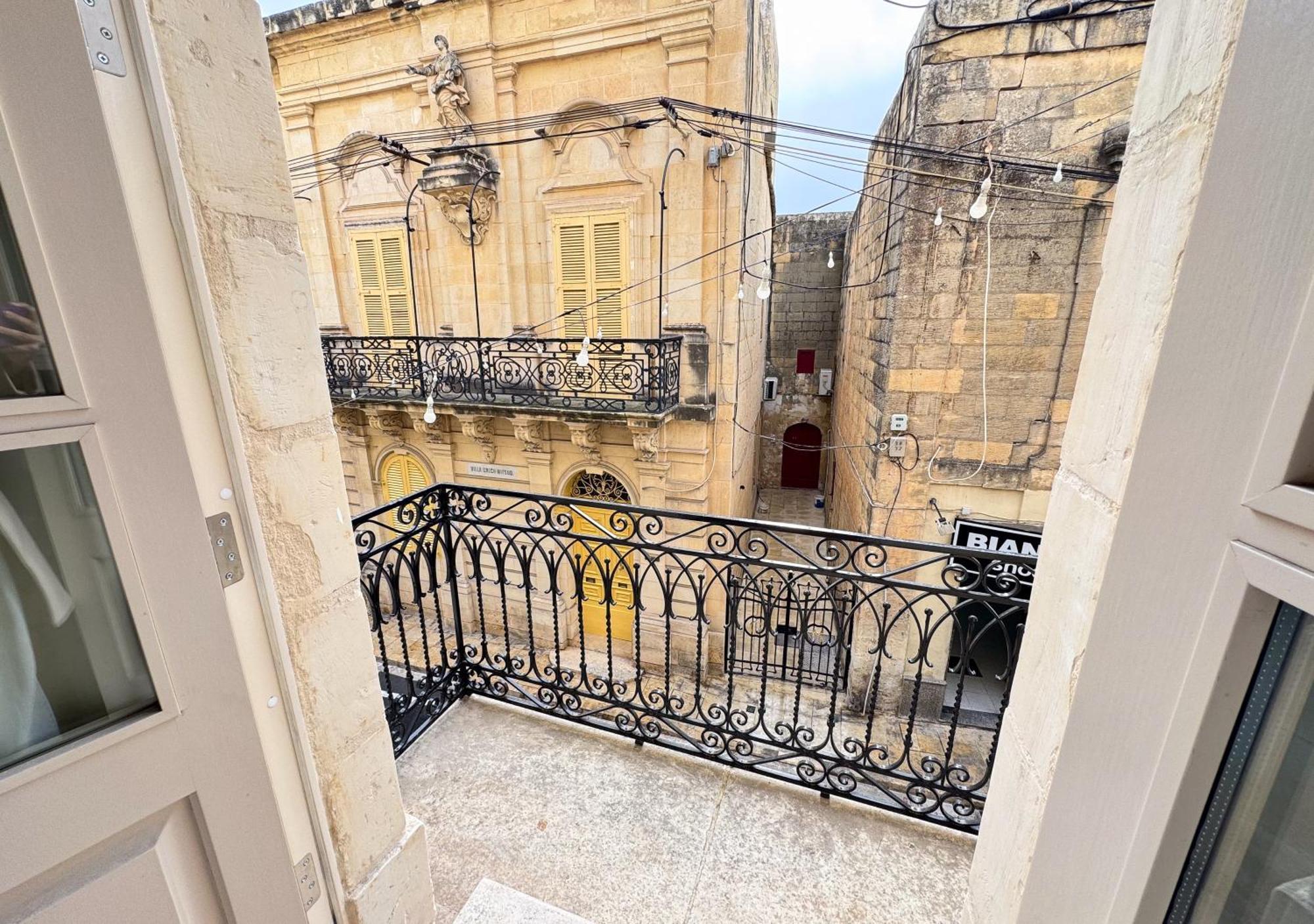 Mosta Stays By Zzzing Buitenkant foto